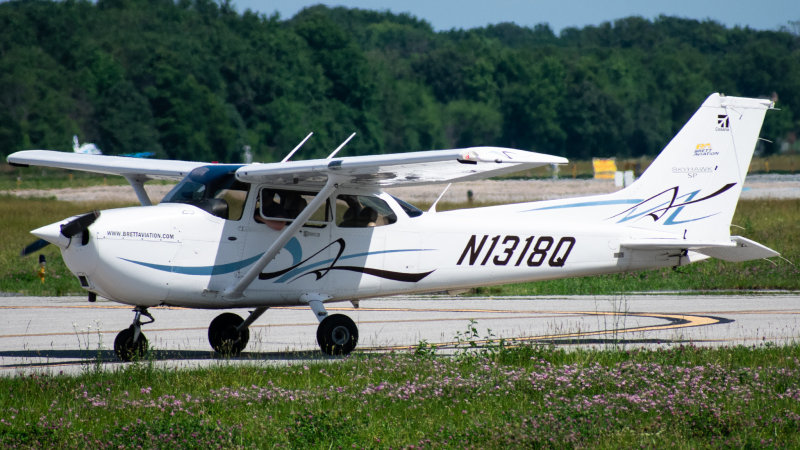 Photo of N1318Q - PRIVATE Cessna 172 at MTN on AeroXplorer Aviation Database