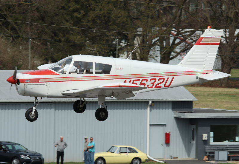 Photo of N5632U - PRIVATE Piper 28 Cherokee at N94 on AeroXplorer Aviation Database