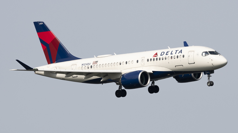 Photo of N124DU - Delta Airlines Airbus A220-100 at DCA on AeroXplorer Aviation Database