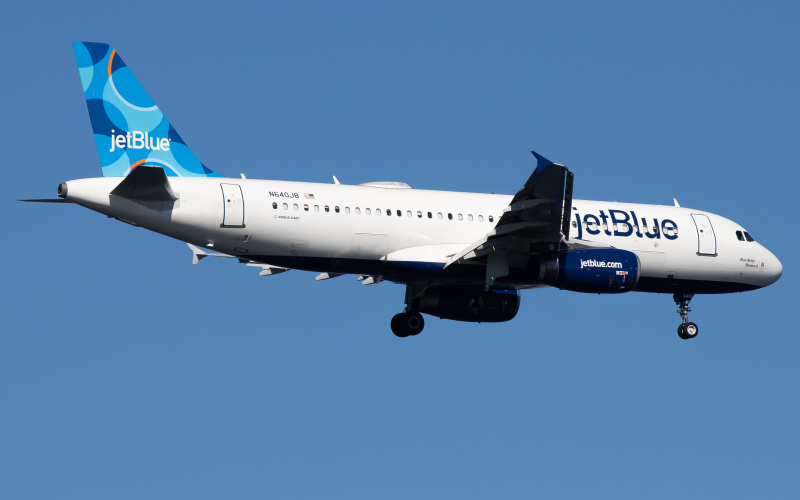 Photo of N640JB - JetBlue Airways Airbus A320 at JFK on AeroXplorer Aviation Database