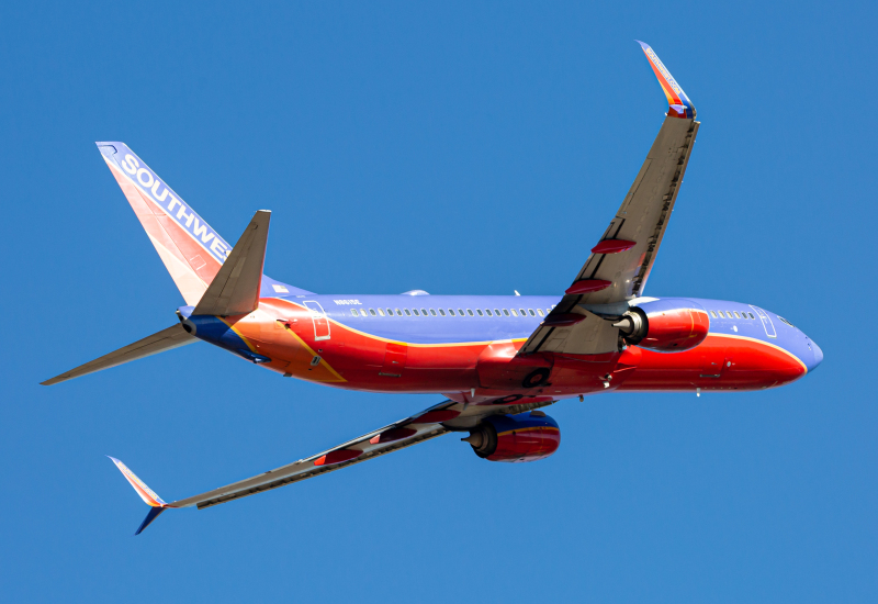 Photo of N8615E - Southwest Airlines Boeing 737-800 at BWI on AeroXplorer Aviation Database