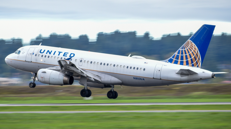 Photo of N802UA - United Airlines Airbus A319 at PDX on AeroXplorer Aviation Database