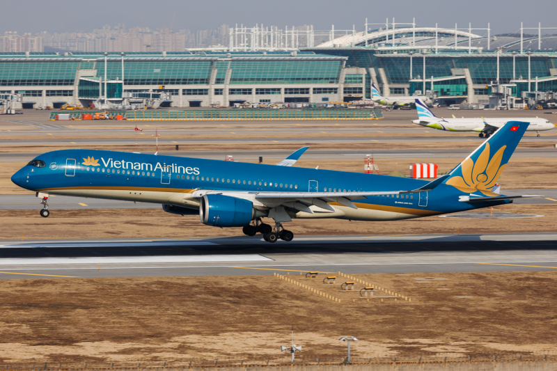 Photo of VN-A887 - Vietnam Airlines Airbus A350-900 at icn on AeroXplorer Aviation Database