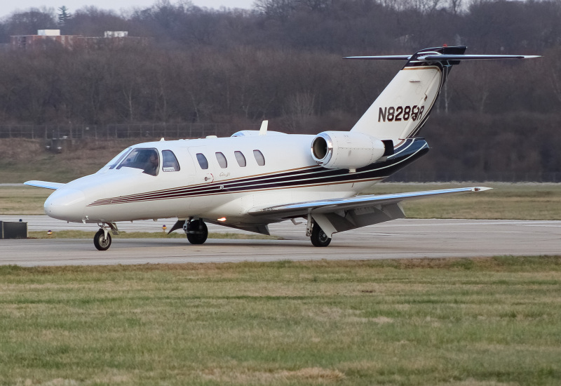 Photo of N8288R - PRIVATE  Cessna Citation 525 at LUK on AeroXplorer Aviation Database