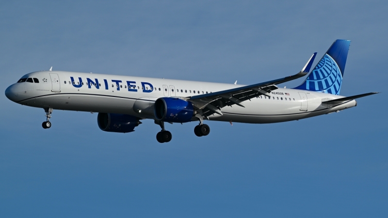 Photo of N24508 - United Airlines Airbus A321NEO at DCA on AeroXplorer Aviation Database