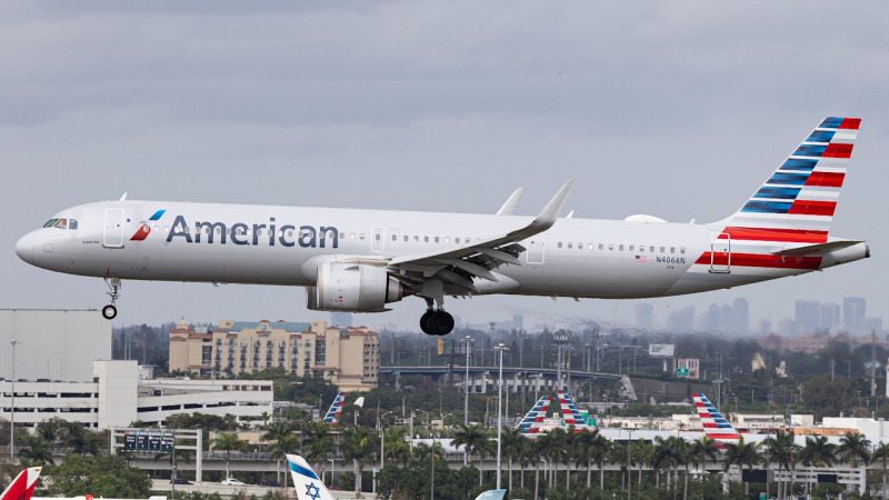 Photo of N406AN - American Airlines Airbus A321NEO at MIA on AeroXplorer Aviation Database