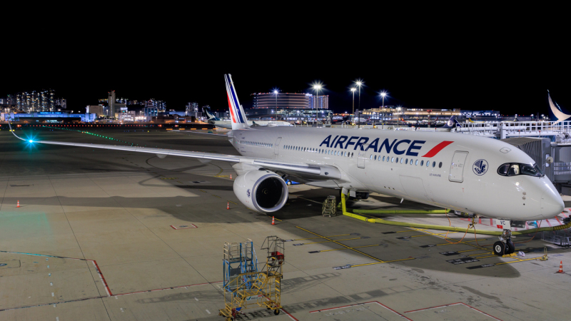 Photo of F-HUVC - Air France Airbus A350-900 at HKG on AeroXplorer Aviation Database