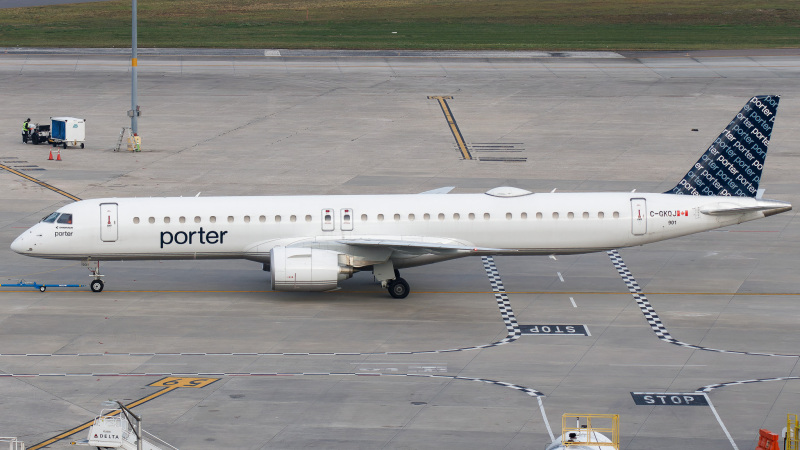 Photo of C-GKQJ - Porter Airlines Embraer E195-E2 at TPA on AeroXplorer Aviation Database