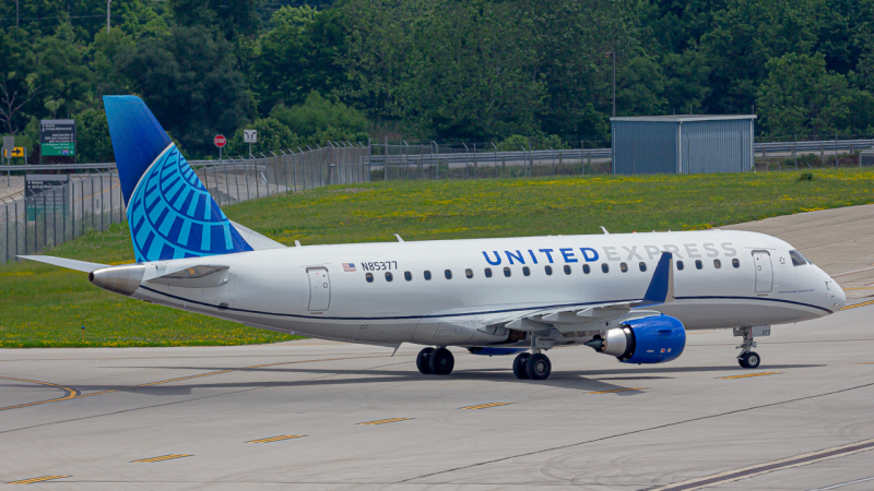 Photo of N85377 - United Express Embraer E175 at CMH on AeroXplorer Aviation Database