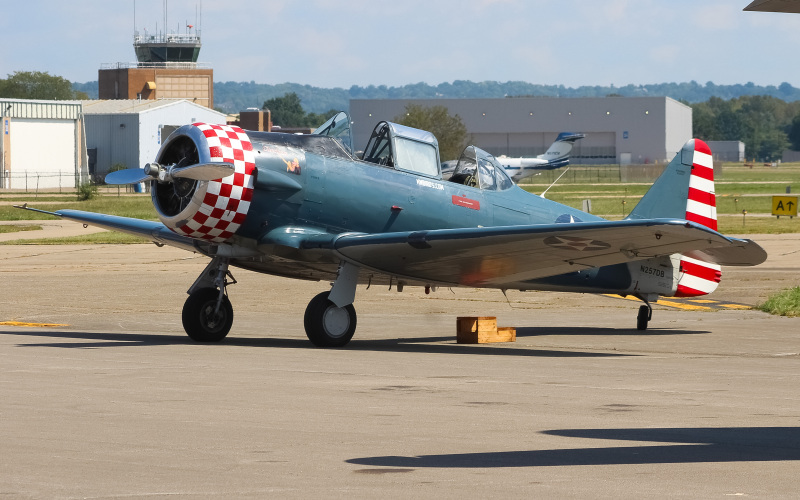 Photo of N257DB - PRIVATE North American T-6 Texan at LUK on AeroXplorer Aviation Database