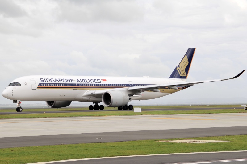 Photo of 9V-SMR - Singapore Airlines Airbus A350-900 at AKL on AeroXplorer Aviation Database