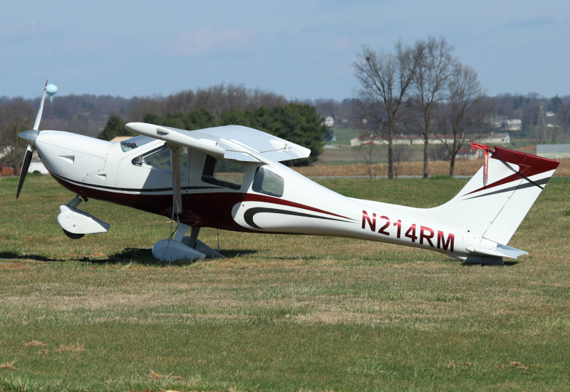 Photo of N214RM - PRIVATE Jabiru J250-SP at N71 on AeroXplorer Aviation Database