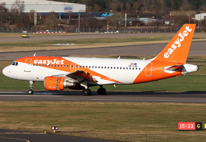 Photo of OE-LQL - EasyJet Airbus A319 at BHX on AeroXplorer Aviation Database
