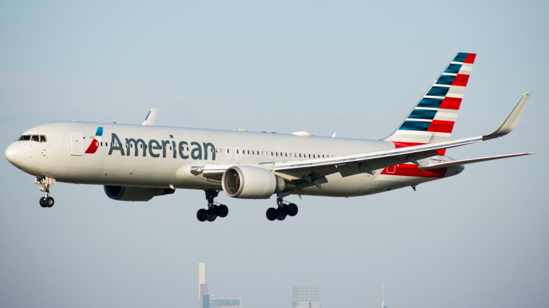 Photo of N399AN - American Airlines Boeing 767-300 at PHL on AeroXplorer Aviation Database