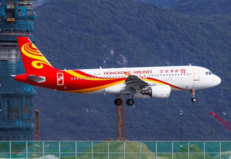 Photo of B-LPD - Hong Kong Airlines Airbus A320 at HKG on AeroXplorer Aviation Database