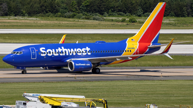 Photo of N912WN - Southwest Airlines Boeing 737-700 at IAD on AeroXplorer Aviation Database