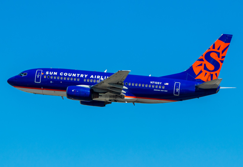 Photo of N713SY - Sun Country Airlines Boeing 737-700 at LAX on AeroXplorer Aviation Database