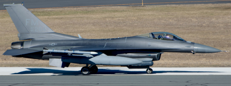 Photo of 85-0264 - USAF - United States Air Force General Dynamics F-16 Fighting Falcon at ACY on AeroXplorer Aviation Database