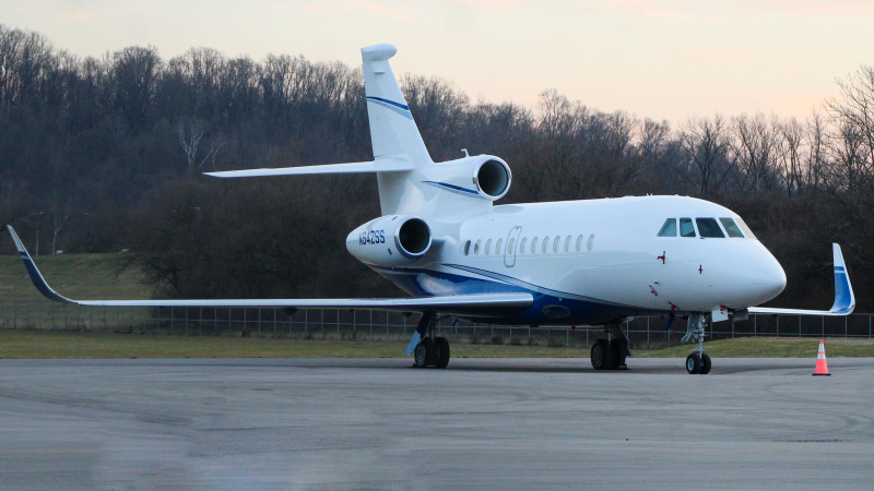 Photo of N942SS - PRIVATE Dassault Falcon 900 at LUK on AeroXplorer Aviation Database