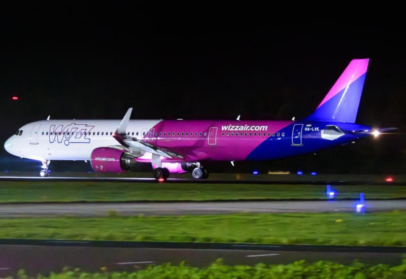 Photo of HA-LVK - Wizz Air Airbus A321NEO at EIN on AeroXplorer Aviation Database