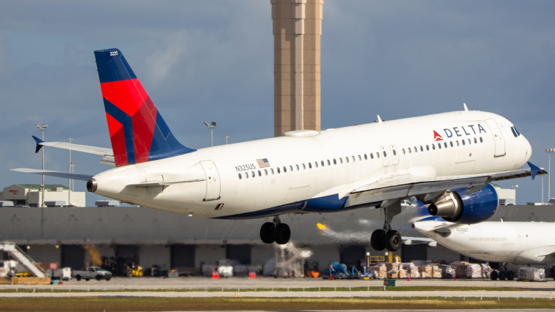 Photo of N325US - Delta Airlines Airbus A319 at MIA on AeroXplorer Aviation Database