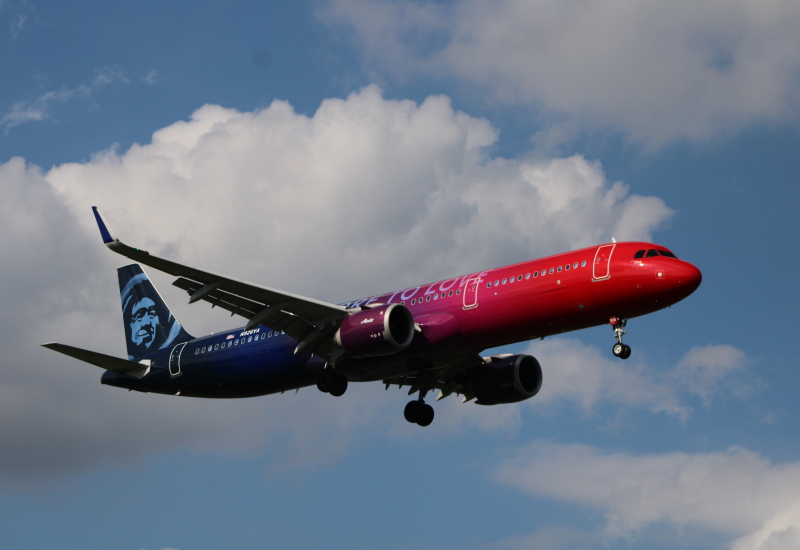 Photo of N926VA - Alaska Airlines Airbus A321NEO at DCA on AeroXplorer Aviation Database