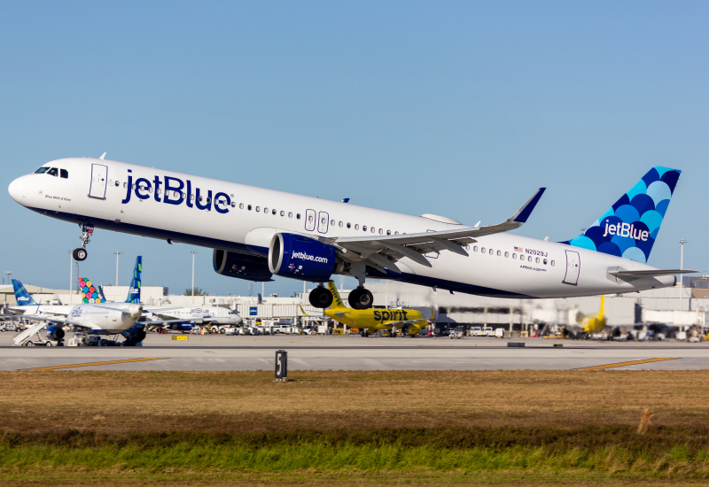 Photo of N2029J - JetBlue Airways Airbus A321NEO at FLL on AeroXplorer Aviation Database