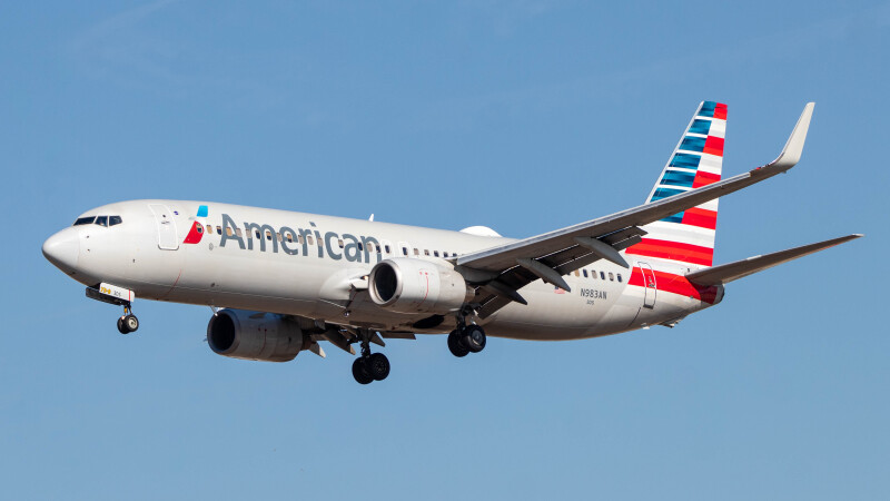 Photo of N983AN - American Airlines Boeing 737-800 at LAX on AeroXplorer Aviation Database