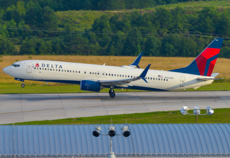 Photo of N823DN - Delta Airlines Boeing 737-900ER at RDU on AeroXplorer Aviation Database