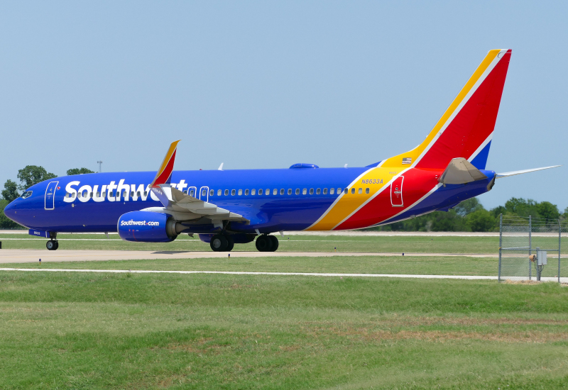 Photo of N8633A - Southwest Airlines Boeing 737-800 at AUS on AeroXplorer Aviation Database