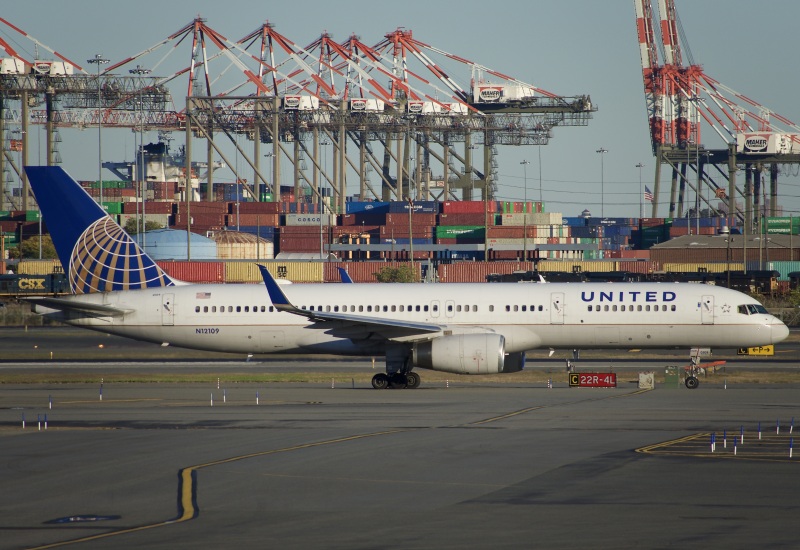 Photo of N12109 - United Airlines Boeing 757-200 at EWR on AeroXplorer Aviation Database