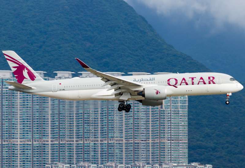 Photo of A7-AML - Qatar Airways Airbus A350-900 at HKG on AeroXplorer Aviation Database