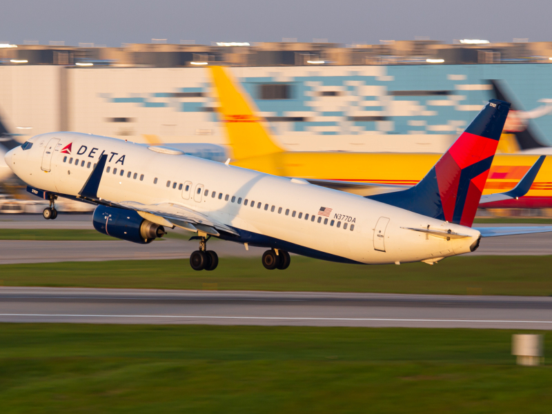 Photo of N377DA - Delta Airlines Boeing 737-800 at CVG on AeroXplorer Aviation Database