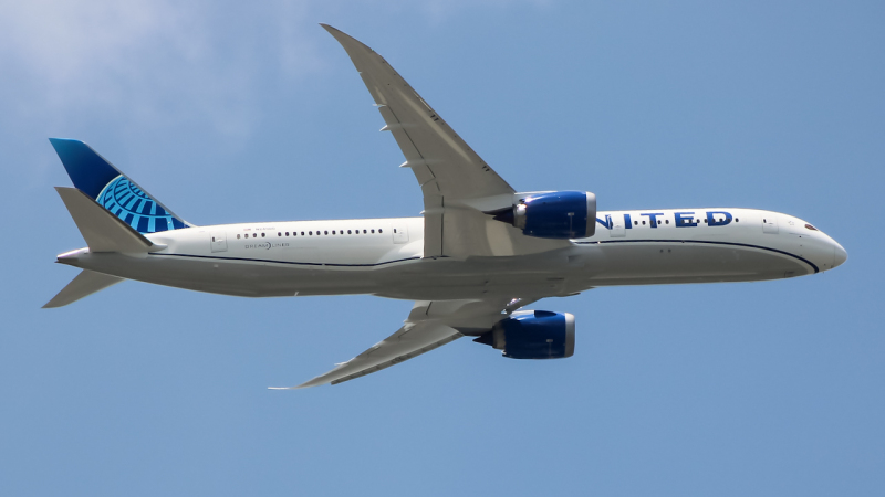 Photo of N24980 - United Airlines Boeing 787-9 at CHS on AeroXplorer Aviation Database