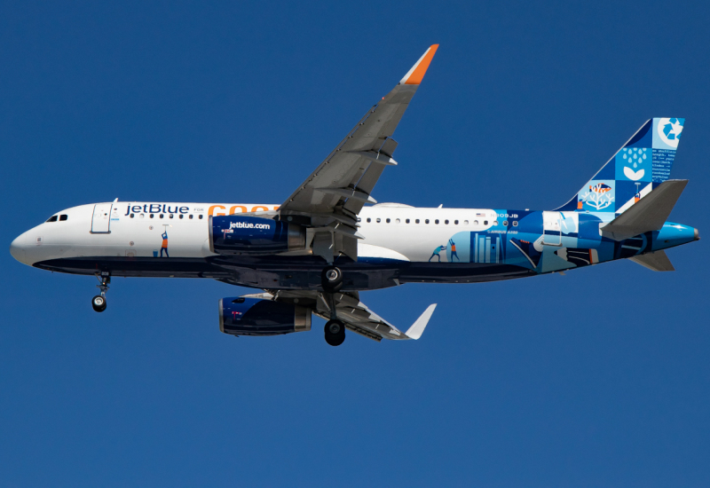 Photo of N809JB - JetBlue Airways Airbus A320 at TPA  on AeroXplorer Aviation Database