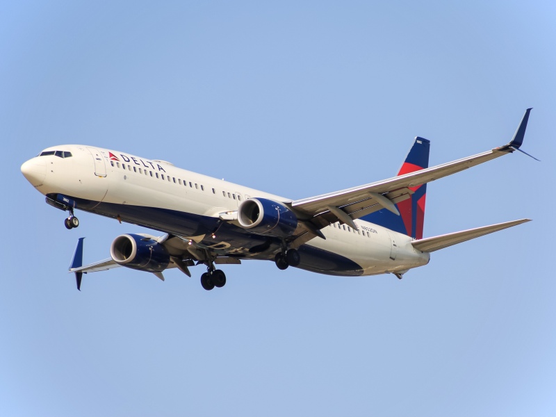 Photo of N802DN - Delta Airlines Boeing 737-900ER at BWI on AeroXplorer Aviation Database