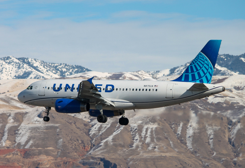 Photo of N875UA - United Airlines Airbus A319 at SLC on AeroXplorer Aviation Database