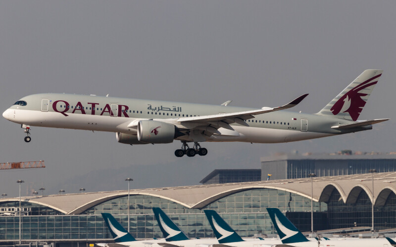 Photo of A7-ALR - Qatar Airways Airbus A350-900 at HKG on AeroXplorer Aviation Database