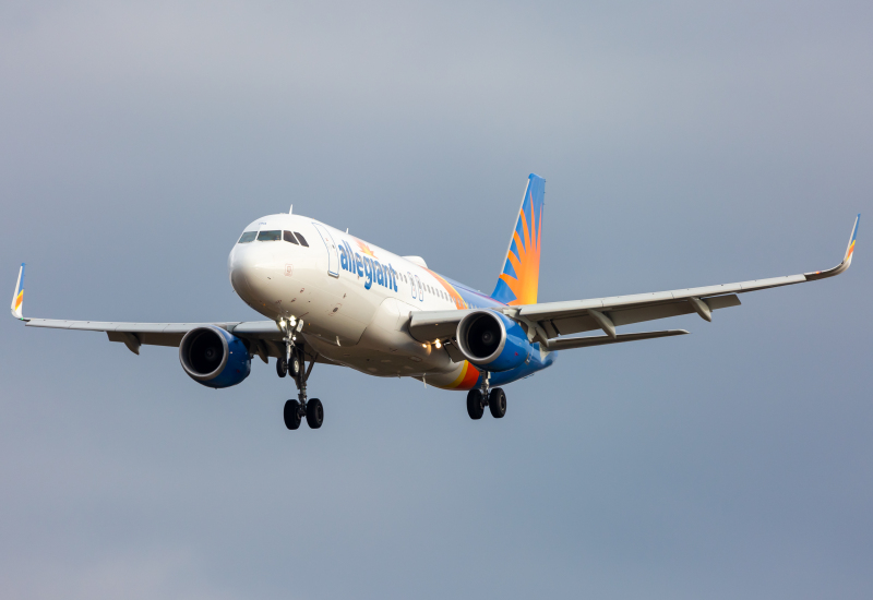 Photo of N190NV - Allegiant Air Airbus A320 at BWI on AeroXplorer Aviation Database