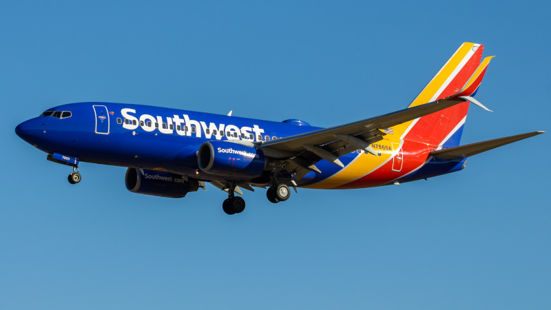 Photo of N7860A - Southwest Airlines Boeing 737-700 at BWI on AeroXplorer Aviation Database
