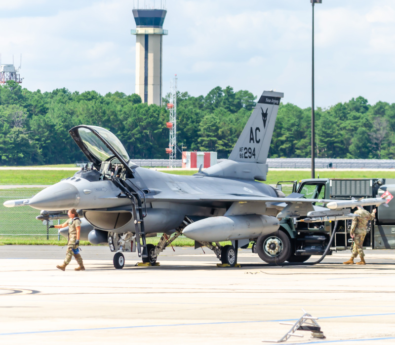 Photo of 86-0294 - Air National Guard General Dynamics F-16 Fighting Falcon at ACY on AeroXplorer Aviation Database