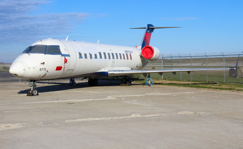 Photo of N8775A - Delta Connection Mitsubishi CRJ-200 at CVG on AeroXplorer Aviation Database