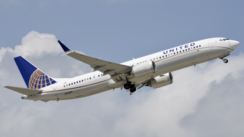 Photo of N37508 - United Airlines Boeing 737 MAX 9 at IAH on AeroXplorer Aviation Database