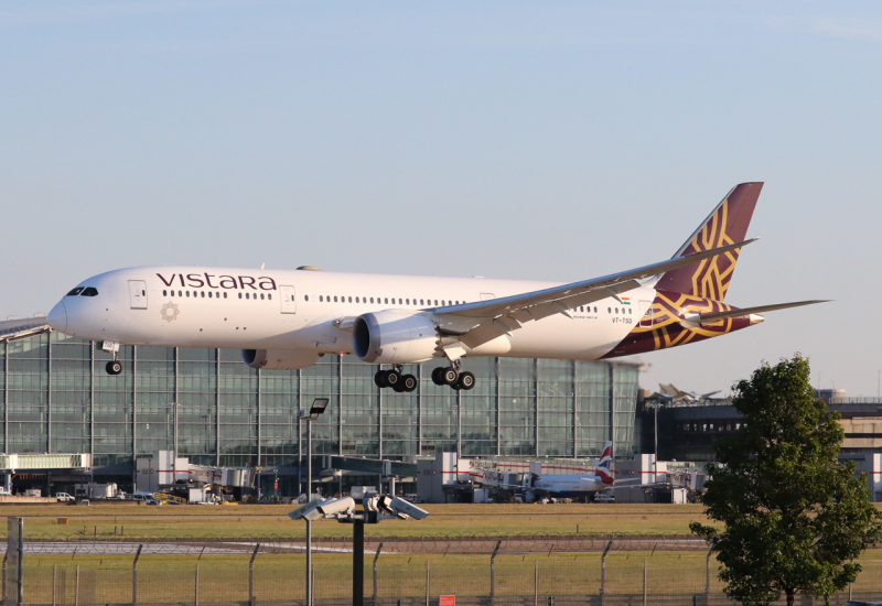 Photo of VT-TSD - Vistara Boeing 787-9 at LHR on AeroXplorer Aviation Database