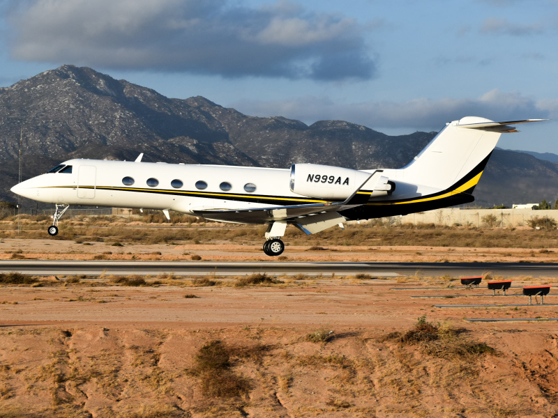 Photo of N999AA - PRIVATE Gulfstream IV at CSL on AeroXplorer Aviation Database