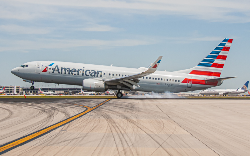 Photo of N306NY - American Airlines Boeing 737-800 at ORD on AeroXplorer Aviation Database