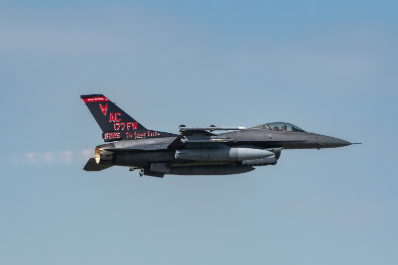 Photo of 87-0225 - Air National Guard General Dynamics F-16 Fighting Falcon at ACY on AeroXplorer Aviation Database