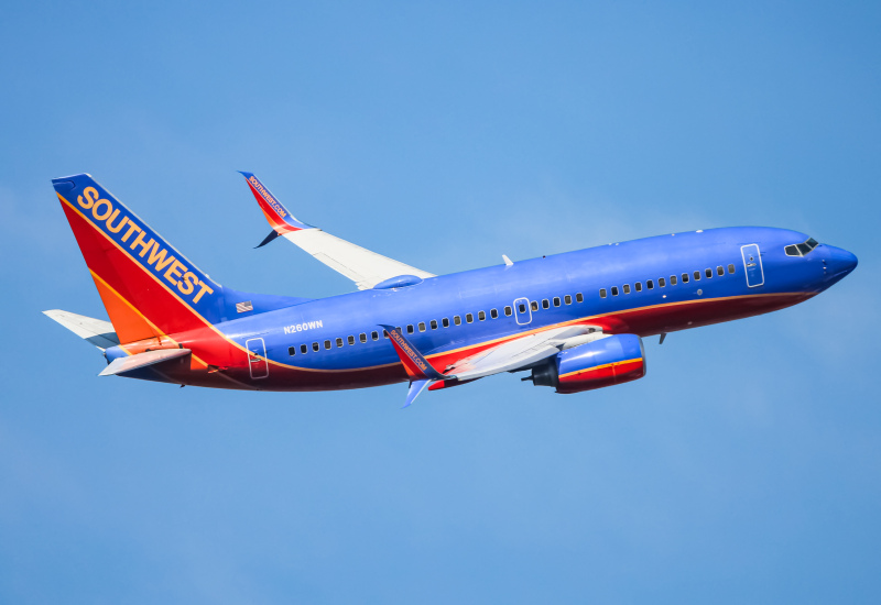 Photo of N260WN - Southwest Airlines Boeing 737-700 at BWI on AeroXplorer Aviation Database