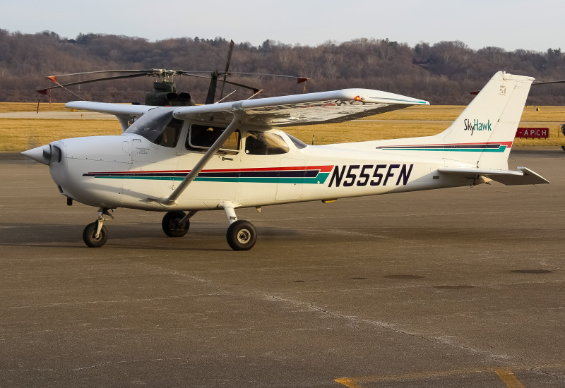Photo of N555FN - PRIVATE  Cessna 172 at LUK on AeroXplorer Aviation Database