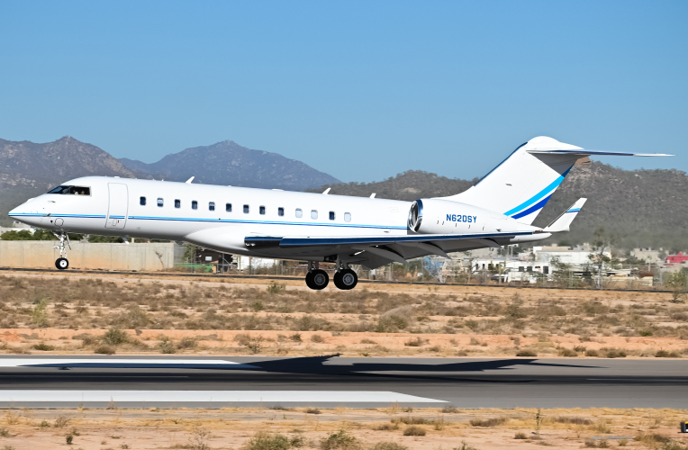 Photo of N620SY - PRIVATE Bombardier Global 6000 at CSL on AeroXplorer Aviation Database